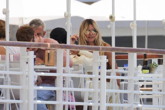 Heidi Klum At Eden Roc - Antibes Heidi Klum at the Eden Roc hotel in Antibes, France on May 22, 2024, during the 77th annual Cannes film festival. Photo by ABACAPRESS.COM Antibes France  Copyright: xABACAx