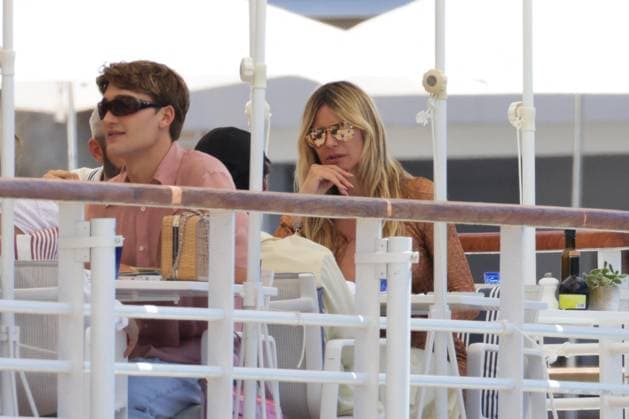 Heidi Klum At Eden Roc - Antibes Heidi Klum at the Eden Roc hotel in Antibes, France on May 22, 2024, during the 77th annual Cannes film festival. Photo by ABACAPRESS.COM Antibes France  Copyright: xABACAx