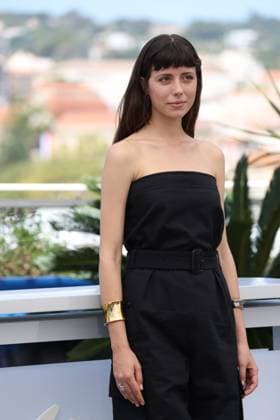 CANNES, FRANCE MAY 22 G D Celeste DALLA PORTA during the photocall of the film Parthenope in competition at the 77th Cannes Film Festival at the Palais des Festivals on May 22, 2024 in Cannes, France CINEMA 77eme Festival de Cannes Photocall 22 05 2024 ValentinaClaret Panoramic 