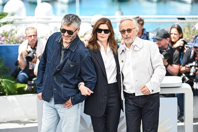 May 22, 2024, Cannes, Cannes, France: CHRISTOPHE HONORo°, CHIARA MASTROIANNI and FABRICE LUCHINI attend the Marcello Mio Photocall at the 77th annual Cannes Film Festival at Palais des Festivals on May 22, 2024 in Cannes, France. Cannes France - ZUMAk160 20240522_zip_k160_046 Copyright: xStefanosxKyriazisx