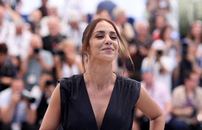 Photocall du film Le Fil lors du 77eme Festival International du Film de Cannes Alice BelaÃ¯di au photocall du film Le Fil lors du 77eme Festival International du Film de Cannes, au Palais des Festivals, Ã Cannes, France, le 22 mai 2024 Jacovides Moreau Bestimage Le Fil Photocall at the 77th annual Cannes Film Festival at Palais des Festivals on May 22, 2024 in Cannes, France Cannes France  Copyright: xJACOVIDES-MOREAUx xBESTIMAGExJACOVIDES-MOREAUx xBESTIMAGEx