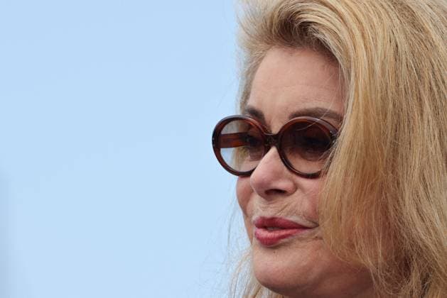 Cannes - Marcello Mio Photocall Catherine Deneuve attends the Rendez-Vous With Valeria Golino Photocall at the 77th annual Cannes Film Festival at Palais des Festivals on May 22, 2024 in Cannes, France . Photo by Shootpix ABACAPRESS.COM Cannes France  Copyright: xShootpix ABACAx