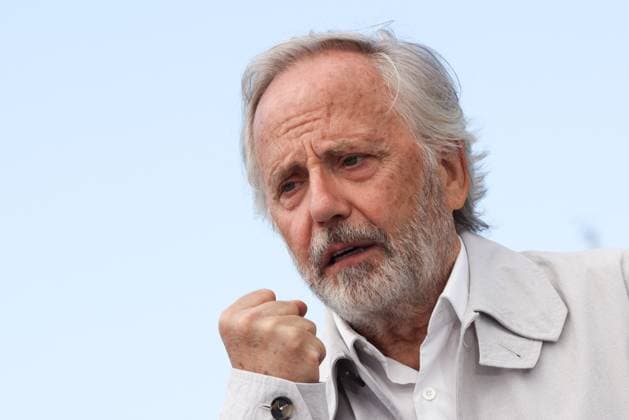 Cannes - Marcello Mio Photocall Fabrice Luchini attend the Marcello Mio Photocall at the 77th annual Cannes Film Festival at Palais des Festivals on May 22, 2024 in Cannes, France. . Photo by Shootpix ABACAPRESS.COM Cannes France  Copyright: xShootpix ABACAx