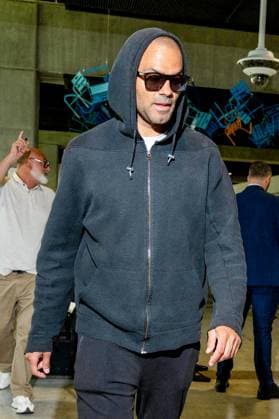 Exclusive Tony Parker arrives at Nice airport during the 77th Cannes International Film Festival Exclusive Tony Parker arrives at Nice airport during the 77th Cannes International Film Festival, in Nice, France, on May 22, 2024 Exclusive For Grmany Call For Price Tony Parker arrives at Nice airport during the 77th Cannes International Film Festival, in Nice, France, on May 22, 2024 Nice France  Copyright: xPerusseaux-xDaxSilvax xBestimagexPerusseaux-xDaxSilvax xBestimagex