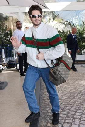 Cannes - Francois Civil At The Martinez Francois Civil is spotted at Martinez Hotel during 77th Cannes Film Festival in Cannes, France on May 22, 2024. Photo by Marco Piovanotto ABACAPRESS.COM Cannes France  Copyright: xPiovanottoxMarco ABACAx