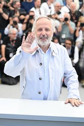 77eme Festival International du Film de Cannes Photocall du film Marcello Mio 77th International Cannes Film Festival Photocall du film Marcello Mio 305356 2024 05 22 Cannes France  Copyright: xSergexArnalx xStarfacex STAR_305356_023