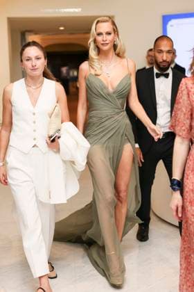 Cannes - Poppy Delevingne At Hotel Martinez Poppy Delevingne is spotted at Hotel Martinez during 77th Cannes Film Festival in Cannes, France on May 22, 2024. Photo by Marco Piovanotto ABACAPRESS.COM Cannes France  Copyright: xPiovanottoxMarco ABACAx