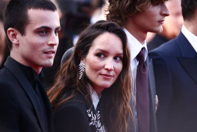 May 22, 2024, Cannes, France: Anais Demoustier and Julien De Saint-Jean attend the Le Comte De Monte-Cristo Red Carpet at the 77th annual Cannes Film Festival at Palais des Festivals on May 22, 2024 in Cannes, France. Cannes France - ZUMAz156 20240522_zip_z156_017 Copyright: xBeataxZawrzelx