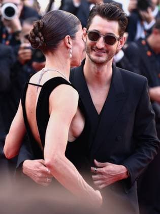 May 22, 2024, Cannes, France: Natasha Andrews and Pierre Niney attend the Le Comte De Monte-Cristo Red Carpet at the 77th annual Cannes Film Festival at Palais des Festivals on May 22, 2024 in Cannes, France. Cannes France - ZUMAz156 20240522_zip_z156_028 Copyright: xBeataxZawrzelx