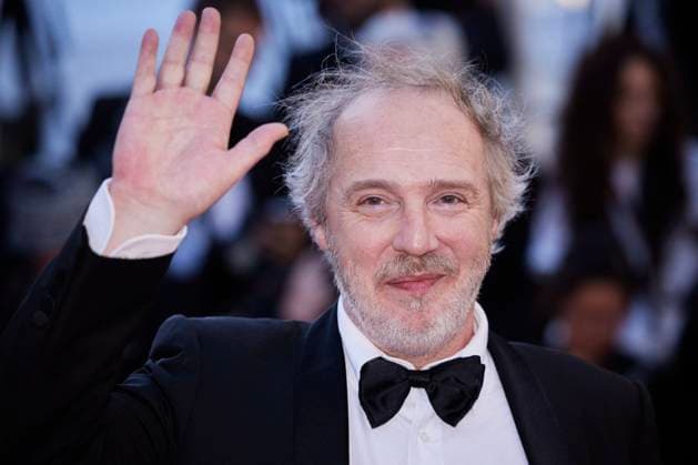 M MontÃ e des marches du film Â Le comte de Monte Cristo Â lors du 77eme Festival International du Film de Cannes Arnaud Desplechin MontÃ e des marches du film Â Le comte de Monte Cristo Â lors du 77eme Festival International du Film de Cannes, au Palais des Festivals Ã Cannes Le 22 mai 2024 Jacovides Moreau Bestimage Red carpet of the movie Â Le comte de Monte Cristo Â during the 77th Cannes International Film Festival at the Palais des Festivals in Cannes, France On may 22th 2024 Cannes France  Copyright: xJACOVIDES-MOREAUx xBESTIMAGExJACOVIDES-MOREAUx xBESTIMAGEx