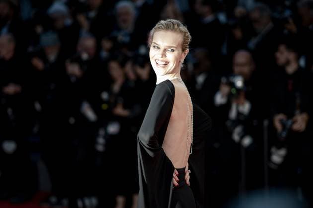 Cannes, France 22th May, 2024 Eva Herzigova attends Le Comte de Monte Cristo Screening red carpet at the 77th annual Cannes Film Festival at Palais des Festivals on May 22, 2024 in Cannes, France CINEMA 77eme Festival de Cannes Red Carpet du film Le Comte de Monte Cristo 22 05 2024 NorbertScanella Panoramic 