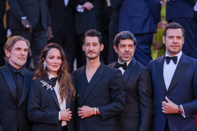 Cannes - Le Comte De Monte Cristo Red Carpet Pierfrancesco Favino, AnaÃ¯s Demoustier, Laurent Lafitte, Alexandre de La Patelliere, Pierre Niney and Jerome Seydoux attend the Le Comte De Monte-Cristo Red Carpet at the 77th annual Cannes Film Festival at Palais des Festivals on May 22, 2024 in Cannes, France Photo by ShootPix ABACAPRESS.COM Cannes France  Copyright: xShootPix ABACAx