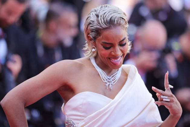 Cannes - Le Comte De Monte Cristo Red Carpet Kelly Rowland attends the Le Comte De Monte-Cristo Red Carpet at the 77th annual Cannes Film Festival at Palais des Festivals on May 22, 2024 in Cannes, France. Photo by ShootPix ABACAPRESS.COM Cannes France  Copyright: xShootPix ABACAx