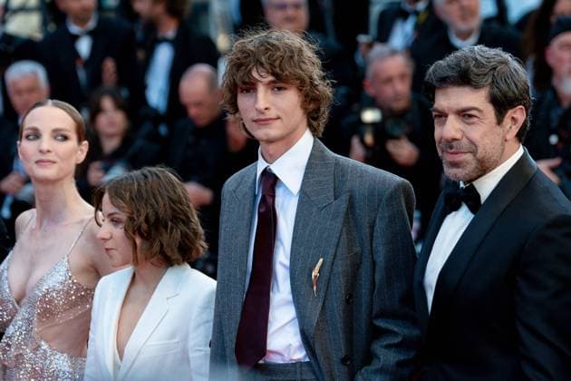Cannes, France 22th May, 2024 Adele Simphal, Marie Narbonne, Vassili Schneider and Pierfrancesco Favino attends Le Comte de Monte Cristo Screening red carpet at the 77th annual Cannes Film Festival at Palais des Festivals on May 22, 2024 in Cannes, France CINEMA 77eme Festival de Cannes Red Carpet du film Le Comte de Monte Cristo 22 05 2024 NorbertScanella Panoramic 