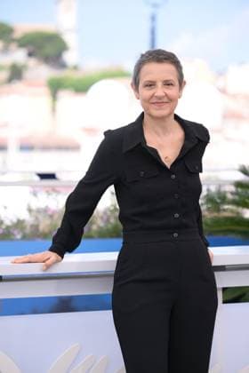 CANNES, FRANCE MAY 23 G D Elise JALLADEAU, producer, during the Oeil d Or Jury photocall at the 77th Cannes Film Festival at the Palais des Festivals on May 23, 2024 in Cannes, France CINEMA 77th Cannes Film Festival Photocall 23 05 2024 ValentinaClaret Panoramic 