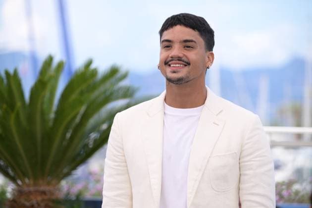 CANNES, FRANCE MAY 23 G D Iago XAVIER, actor, during the photocall of the film Motel Destino in competition at the 77th Cannes Film Festival at the Palais des Festivals on May 23, 2024 in Cannes, France CINEMA 77eme Festival de Cannes Photocall 23 05 2024 ValentinaClaret Panoramic 