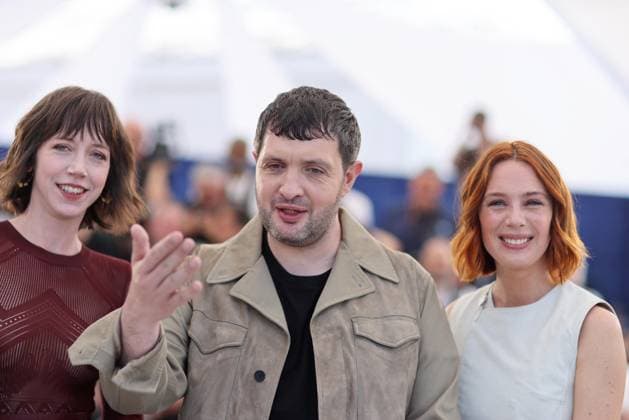 Photocall du film Le Roman de Jim Cannes Premiere lors du 77eme Festival International du Film de Cannes Sara Giraudeau, Karim Leklou, Laetitia Dosch Photocall of the movie Le Roman de Jim Cannes Premiere during the 77th Cannes International Film Festival May 14 25, 2024 , May 23th, 2024 Jacovides Moreau Bestimage Photocall of the movie Le Roman de Jim Cannes Premiere during the 77th Cannes International Film Festival May 14 25, 2024 , May 23th, 2024 Cannes France  Copyright: xJACOVIDES-MOREAUx xBESTIMAGExJACOVIDES-MOREAUx xBESTIMAGEx