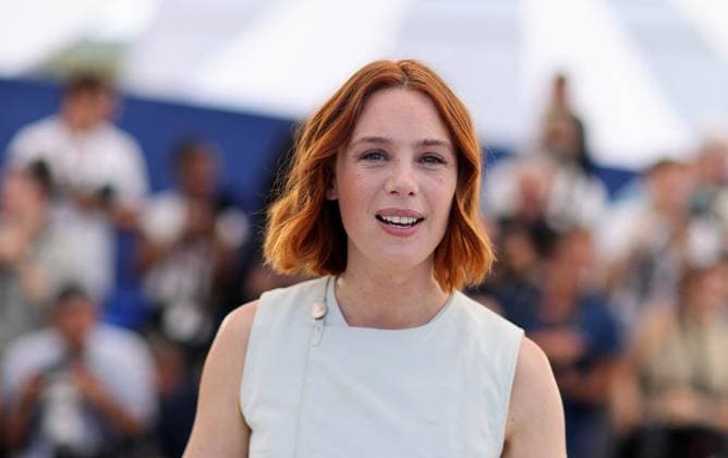 Photocall du film Le Roman de Jim Cannes Premiere lors du 77eme Festival International du Film de Cannes Laetitia Dosch Photocall du film Le Roman de Jim Cannes Premiere lors du 77eme Festival International du Film de Cannes 14 25 mai 2024 , le 23 mai 2024 Jacovides Moreau Bestimage Photocall of the movie Le Roman de Jim Cannes Premiere during the 77th Cannes International Film Festival May 14 25, 2024 , May 23th, 2024 Cannes France  Copyright: xJACOVIDES-MOREAUx xBESTIMAGExJACOVIDES-MOREAUx xBESTIMAGEx