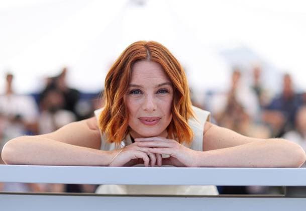 Photocall du film Le Roman de Jim Cannes Premiere lors du 77eme Festival International du Film de Cannes Laetitia Dosch Photocall du film Le Roman de Jim Cannes Premiere lors du 77eme Festival International du Film de Cannes 14 25 mai 2024 , le 23 mai 2024 Jacovides Moreau Bestimage Photocall of the movie Le Roman de Jim Cannes Premiere during the 77th Cannes International Film Festival May 14 25, 2024 , May 23th, 2024 Cannes France  Copyright: xJACOVIDES-MOREAUx xBESTIMAGExJACOVIDES-MOREAUx xBESTIMAGEx
