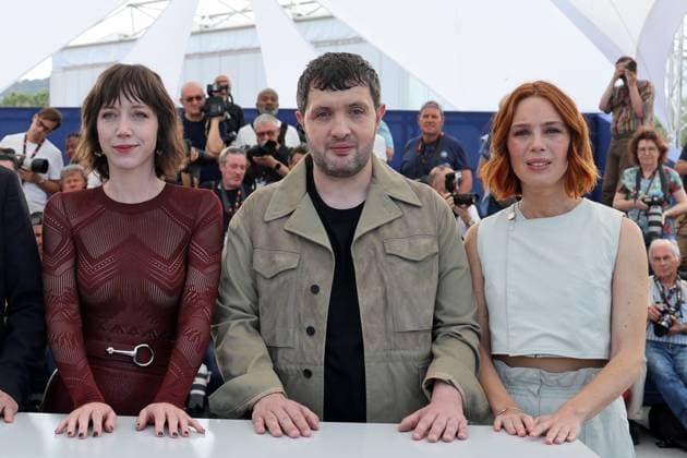 Photocall du film Le Roman de Jim Cannes Premiere lors du 77eme Festival International du Film de Cannes Sara Giraudeau, Karim Leklou, Laetitia Dosch Photocall of the movie Le Roman de Jim Cannes Premiere during the 77th Cannes International Film Festival May 14 25, 2024 , May 23th, 2024 Jacovides Moreau Bestimage Photocall of the movie Le Roman de Jim Cannes Premiere during the 77th Cannes International Film Festival May 14 25, 2024 , May 23th, 2024 Cannes France  Copyright: xJACOVIDES-MOREAUx xBESTIMAGExJACOVIDES-MOREAUx xBESTIMAGEx