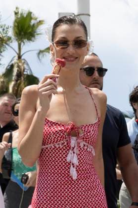 Cannes - Bella Hadid At The Martinez Bella Hadid enjoys an ice-cream at the Hotel Martinez during the 77th Cannes Film Festival on May 23, 2024 in Cannes, France. Photo by Marco Piovanotto ABACAPRESS.COM Cannes France  Copyright: xPiovanottoxMarco ABACAx