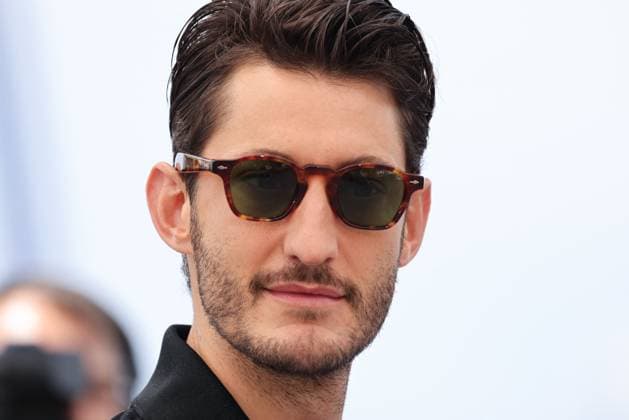 Cannes - Le Comte De Monte-Cristo Photocall Pierre Niney attends the Le Comte De Monte-Cristo Photocall at the 77th annual Cannes Film Festival at Palais des Festivals on May 23, 2024 in Cannes, France. Photo by Shootpix ABACAPRESS.COM Cannes France  Copyright: xShootpix ABACAx