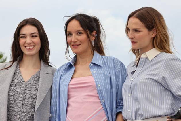 Cannes - Le Comte De Monte-Cristo Photocall Anamaria Vartolomei, AnaÃ¯s Demoustier and Adele Simphal attend the Le Comte De Monte-Cristo Photocall at the 77th annual Cannes Film Festival at Palais des Festivals on May 23, 2024 in Cannes, France Photo by Shootpix ABACAPRESS.COM Cannes France  Copyright: xShootpix ABACAx
