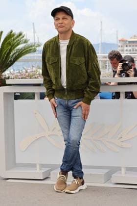 Cannes - Vivre, Mourir, Renaitre Photocall GaÃ«l Morel attend the Vivre, Mourir, Renaitre (To Live, To Die, To Live Again) photocall at the 77th annual Cannes Film Festival at Palais des Festivals on May 23, 2024 in Cannes, France Photo by Shootpix ABACAPRESS.COM Cannes France  Copyright: xShootpix ABACAx