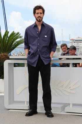 Cannes - Vivre, Mourir, Renaitre Photocall Victor Belmondo attends the Vivre, Mourir, Renaitre (To Live, To Die, To Live Again) photocall at the 77th annual Cannes Film Festival at Palais des Festivals on May 23, 2024 in Cannes, France. Photo by Shootpix ABACAPRESS.COM Cannes France  Copyright: xShootpix ABACAx