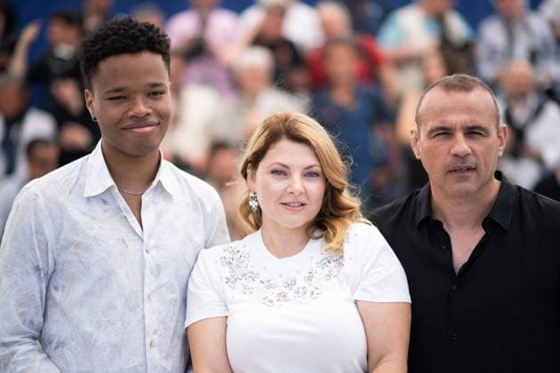 Cannes - Vivre Mourir Renaitre Photocalll Noah Deric, Sophie Guillemin and Stephane Rideau attending the Vivre, Mourir, Renaitre (To Live, To Die, To Live Again) Photocall as part of the 77th Cannes International Film Festival in Cannes, France on May 23, 2024. Photo by Aurore Marechal ABACAPRESS.COM Cannes France  Copyright: xMarechalxAurore ABACAx