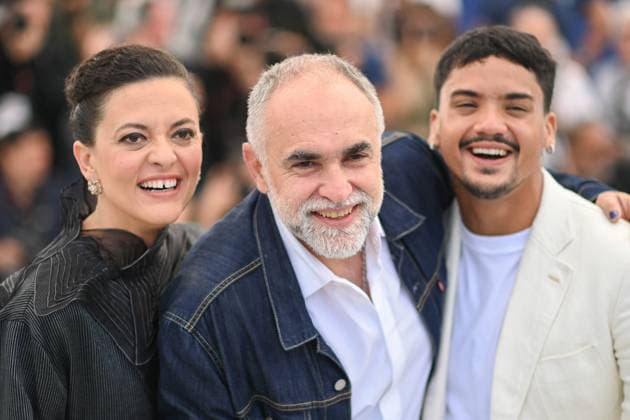 Cannes Motel Destino Photocall Nataly Rocha, Karim Ainouz and Iago Xavier attending the Motel Destino Photocall as part of the 77th Cannes International Film Festival in Cannes, France on May 23, 2024. Photo by Aurore Marechal ABACAPRESS.COM Cannes France  Copyright: xMarechalxAurore ABACAx