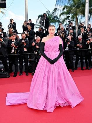 Cannes, 77th Cannes Film Festival 2024, Tenth Evening. Red carpet of the film L Amour Ouf Cannes, 77th Cannes Film Festival 2024, Tenth Evening. Red carpet of the film L Amour Ouf In the photo: Greta Gerwig Cannes France  Copyright: xIPA ABACAx