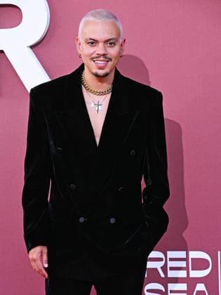 Cannes, France: Cap d Antibes - amfAR Gala Cannes 2024 - In the photo: EVAN ROSS Cannes France  - ZUMAp169 20240523_zea_p169_737 Copyright: xSimonexComix
