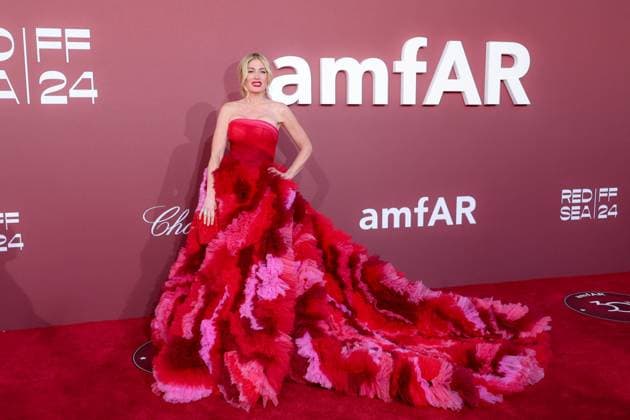 M Photocall of the l?amfAR 2024 gala at l?HÃ tel du Cap Eden Roc, during the 77th Cannes International Film Festival Hofit Golan Photocall of the l?amfAR 2024 gala at l?HÃ tel du Cap Eden Roc, Antibes, during the 77th Cannes International Film Festival On May 23th 2024 in Cap d Antibes, France Moreau Jacovides Bestimage Celebs attending amfAR Gala Cannes 2024 at Hotel du Cap Eden Roc, during the 77th Cannes International Film Festival On May 23th 2024 in Cap d Antibes, France Cap d Antibes France  Copyright: xJACOVIDES-MOREAUx xBESTIMAGExJACOVIDES-MOREAUx xBESTIMAGEx