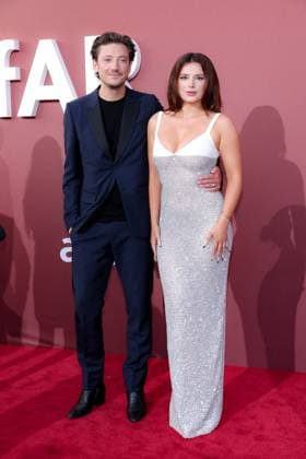 M Photocall du gala de l?amfAR 2024 Ã l?HÃ tel du Cap Eden Roc, during the 77th Cannes International Film Festival Mark Emms, Bella Thorne Photocall du gala de l?amfAR 2024 Ã l?HÃ tel du Cap Eden Roc, Antibes, during the 77th Cannes International Film Festival On May 23th 2024 in Cap d Antibes, France Moreau Jacovides Bestimage Celebs attending amfAR Gala Cannes 2024 at Hotel du Cap Eden Roc, during the 77th Cannes International Film Festival On May 23th 2024 in Cap d Antibes, France Cap d Antibes France  Copyright: xJACOVIDES-MOREAUx xBESTIMAGExJACOVIDES-MOREAUx xBESTIMAGEx