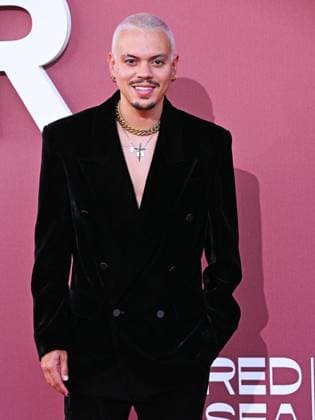 Cap d Antibes - amfAR Gala Cannes 2024 Cap d Antibes - amfAR Gala Cannes 2024 - In the photo: EVAN ROSS Cannes France  Copyright: xIPA ABACAx