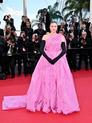 Cannes, 77th Cannes Film Festival 2024, Tenth Night. Red carpet of the film L Amour Ouf Cannes, 77th Cannes Film Festival 2024, Tenth Night. Red carpet of the film L Amour Ouf In the photo: Greta Gerwig Cannes France  Copyright: xIPA ABACAx