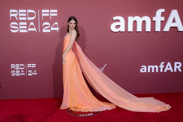 Photocall du gala de l?amfAR 2024 Ã l?HÃ tel du Cap Eden Roc, Antibes Barbara Palvin Photocall du gala de l?amfAR 2024 Ã l?HÃ tel du Cap Eden Roc, Antibes, lors du 77eme Festival International du Film de Cannes Le 23 mai 2024 Moreau Jacovides Bestimage Celebs attending amfAR Gala Cannes 2024 at Hotel du Cap Eden Roc, during the 77th Cannes International Film Festival On May 23th 2024 in Cap d Antibes, France Cap d Antibes France  Copyright: xJACOVIDES-MOREAUx xBESTIMAGExJACOVIDES-MOREAUx xBESTIMAGEx