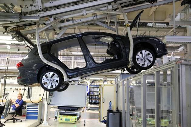 Wolfsburg Lower Saxony Wolfsburg, 23 05 2024, Volkswagen plant Wolfsburg, VW Golf and VW Tiguan production assembly line Golf 8