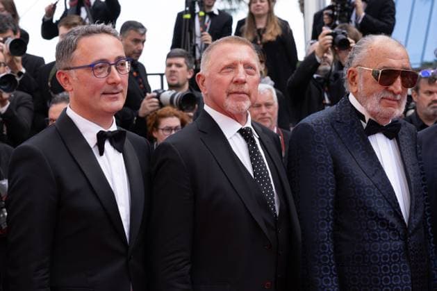 77. Internationalen Filmfestspiele von Cannes Cannes, Frankreich - 23.5.2024: Tudor Giurgiu, Boris Becker, Ion Èöiriac bei der Premiere von L Amour Ouf (Beating Hearts) auf dem Roten Teppich vom Palais des Festivals während der 77. Internationalen Filmfestspiele von Cannes. Die 77. Internationalen Filmfestspiele von Cannes finden vom 14. bis 25. Mai 2024 statt. Provence-Alpes-CÃ te d™Azur