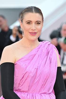 Cannes L Amour Ouf? Red Carpet NG Greta Gerwig attending the ?L Amour Ouf? (Beating Hearts) Screening and Red Carpet at Palais Des Festivals in Cannes, France on May 23 2024 as part of the 77th Cannes Film Festival. Photo by Nicolas Genin ABACAPRESS.COM Cannes France  Copyright: xGeninxNicolas ABACAx