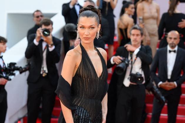 Cannes L Amour Ouf? Red Carpet NG Bella Hadid attending the ?L Amour Ouf? (Beating Hearts) Screening and Red Carpet at Palais Des Festivals in Cannes, France on May 23 2024 as part of the 77th Cannes Film Festival. Photo by Nicolas Genin ABACAPRESS.COM Cannes France  Copyright: xGeninxNicolas ABACAx