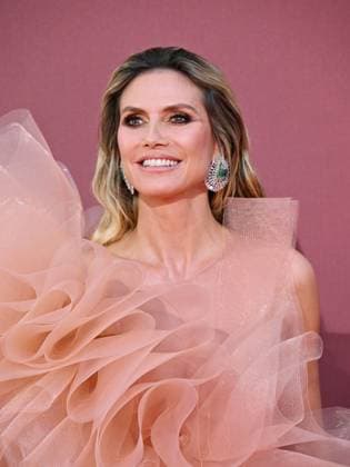 Cannes, France: Cap d Antibes - amfAR Gala Cannes 2024 - In the photo: Heidi Klum Cannes France  - ZUMAp169 20240523_zea_p169_1138 Copyright: xSimonexComix
