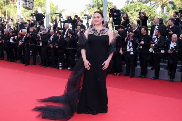 J MontÃ e des marches du film Â L?amour ouf Â lors du 77eme Festival International du Film de Cannes Lily Gladstone MontÃ e des marches du film Â L?amour ouf Â lors du 77eme Festival International du Film de Cannes, au Palais des Festivals Ã Cannes On may 23th 2024 Jacovides Moreau Bestimage Red carpet of the movie Â Beating Hearts Â during the 77th Cannes International Film Festival at the Palais des Festivals in Cannes, France On may 23th 2024 Cannes France  Copyright: xJACOVIDES-MOREAUx xBESTIMAGExJACOVIDES-MOREAUx xBESTIMAGEx
