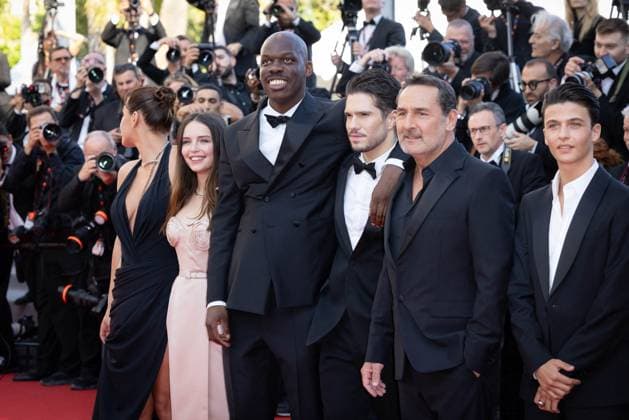 Cannes - L Amour Ouf (Beating Hearts) Red Carpet Adele Exarchopoulos, Mallory Wanecque, Jean-Pascal Zadi, Francois Civil, Gilles Lellouche, RaphaÃ«l Quenard attend the L Amour Ouf (Beating Hearts) Red Carpet at the 77th annual Cannes Film Festival at Palais des Festivals on May 23, 2024 in Cannes, France. Photo by ShootPix ABACAPRESS.COM Cannes France  Copyright: xShootPix ABACAx