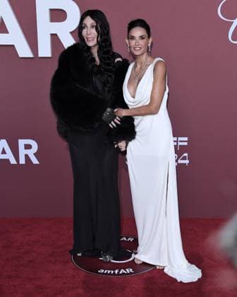 Cap d Antibes, 30th amfAR gala Cannes In the photo: Cher, Demi Moore  Copyright: xAlbertoxTerenghix xipa-agency.nex xPoolxPhotoxEventsx03x IPA_Agency_IPA46455308