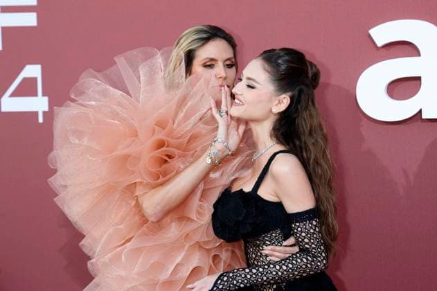 Heidi Klum with daughter Leni Klum at the 30 amfAR Gala Cannes as part of the Festival de Cannes 2024 77 Cannes International Film Festival at the Hôtel du Cap Eden Roc Antibes Cannes, 23 05 2024 Foto:xD.xBedrosianx xFuturexImagex amfar_4514