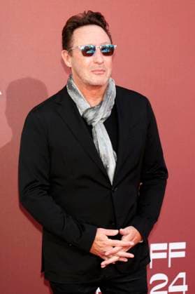 Julian Lennon at the 30 amfAR Gala Cannes as part of the Festival de Cannes 2024 77 Cannes International Film Festival at the Hôtel du Cap Eden Roc Antibes Cannes, 23 05 2024 Foto:xD.xBedrosianx xFuturexImagex amfar_4517