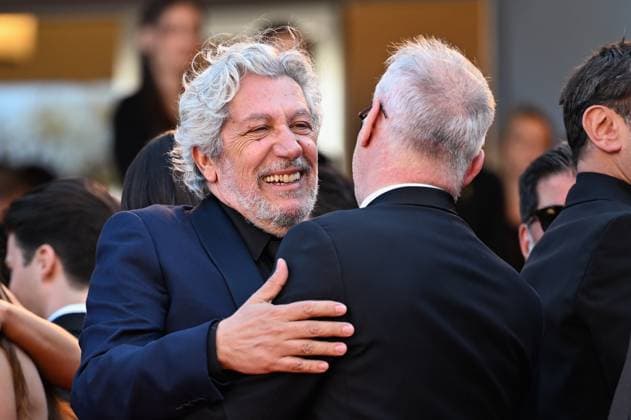 77eme Festival International du Film de Cannes Marche du film LAmour Fou Festival de Cannes 2024 77e Ã dition montee Lamour Ouf Alain Chabat, Thierry Fremaux 305439 2024 05 23  Copyright: xLionelxGuericolas MPPx STAR_305439_217