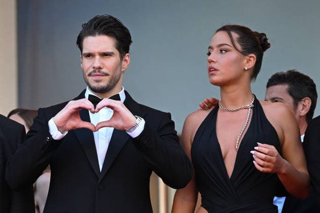 77eme Festival International du Film de Cannes Marche du film LAmour Fou Festival de Cannes 2024 77e Ã dition montee Lamour Ouf Francois Civil, Adele Exarchopoulos 305439 2024 05 23  Copyright: xLionelxGuericolas MPPx STAR_305439_234